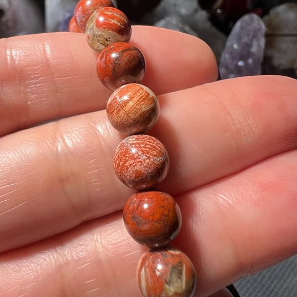 Elegant Red Stone Bracelet - Picture 5 of 10